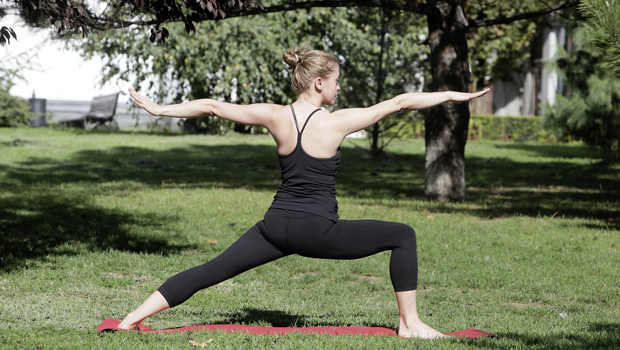 woman-yoga-outdoors_620x350.jpg
